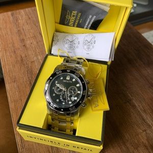 Invicta Men's Watch 0076 Pro Diver Quartz Chronograph silver stainless & black